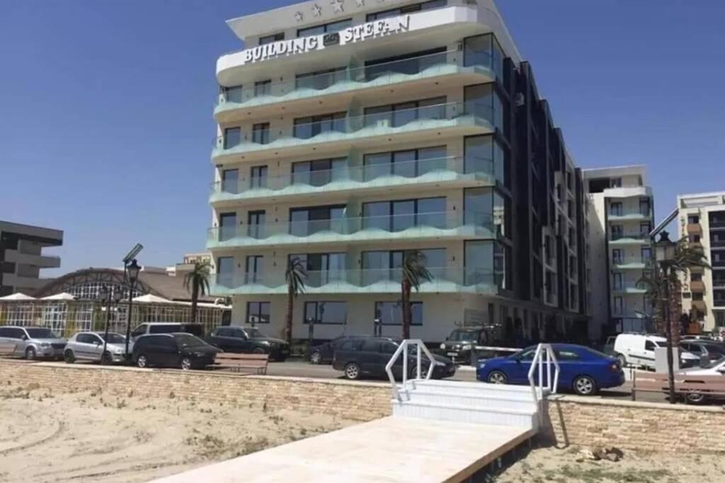 Ferienwohnung Luxury Studio - Maison 103 - Stefan Building Complex Năvodari Exterior foto